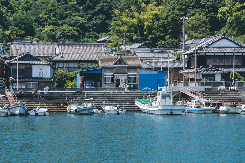 とびしま海道の終端。潮待ち港の風情を残す岡村島。その2
